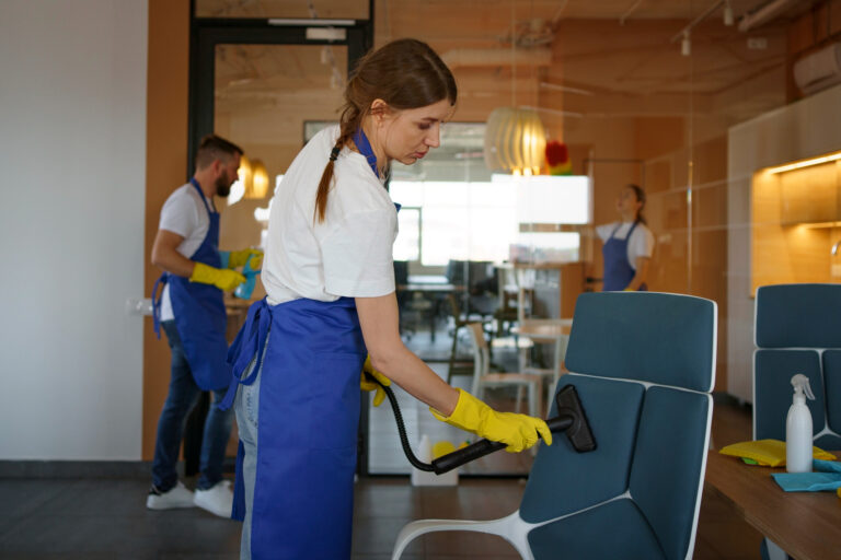 Read more about the article Commercial Property Cleaning Standards in Orange County